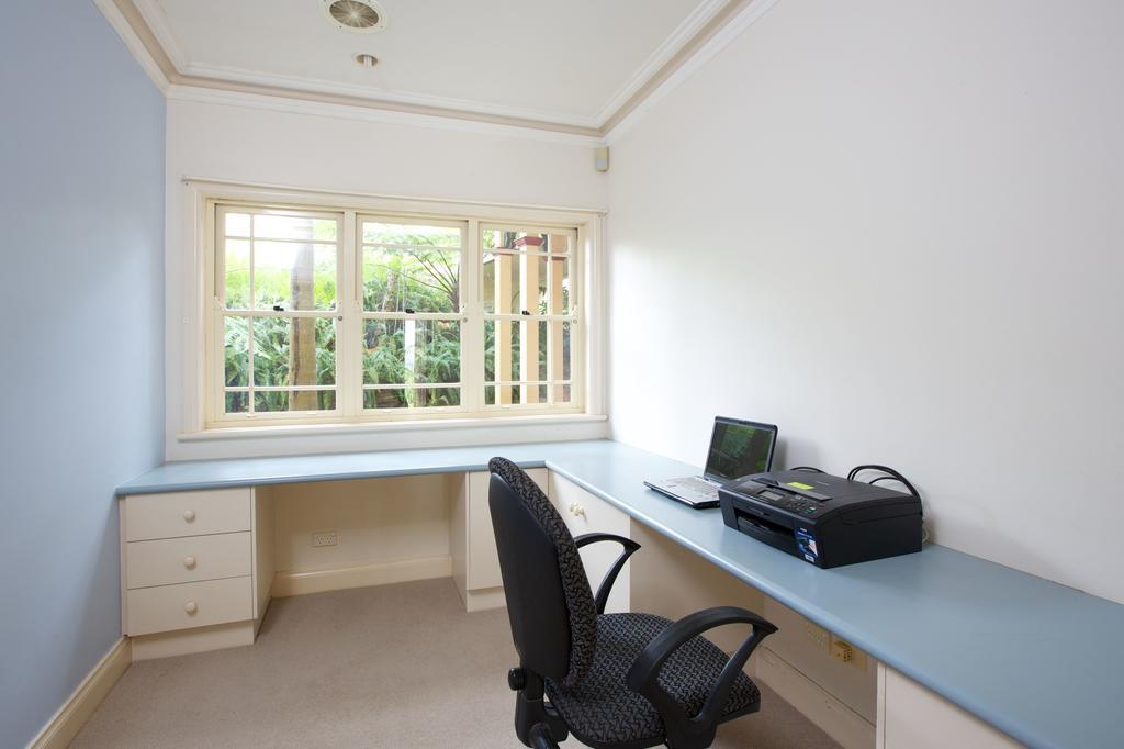 Ormeau Tranquil Garden Hideaway 아파트 외부 사진